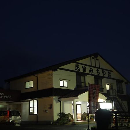 Minshuku Michiyasou Hotel Kirishima Ngoại thất bức ảnh