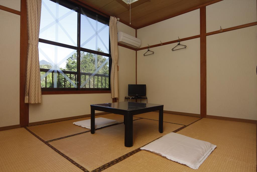Minshuku Michiyasou Hotel Kirishima Ngoại thất bức ảnh